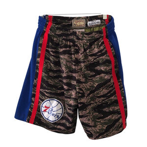 Philadelphia 76’ers Vintage Team Basketball Shorts Mens Medium Hardwood Classics